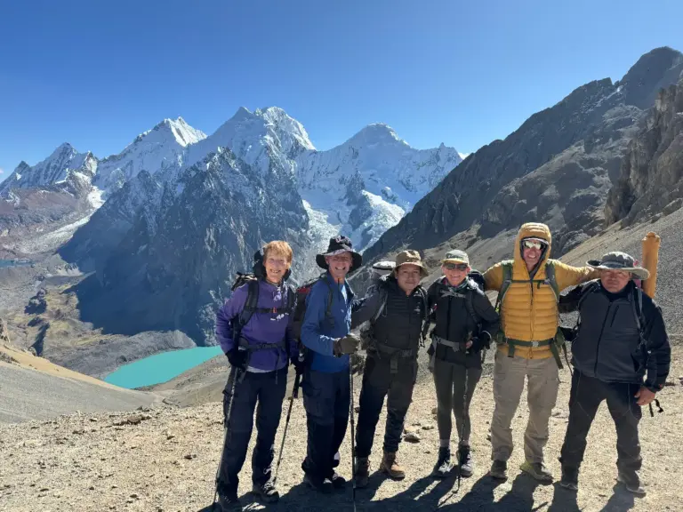 Circuito de la Cordillera Huayhuash con Campamento Base del Siula Grande — 15 días