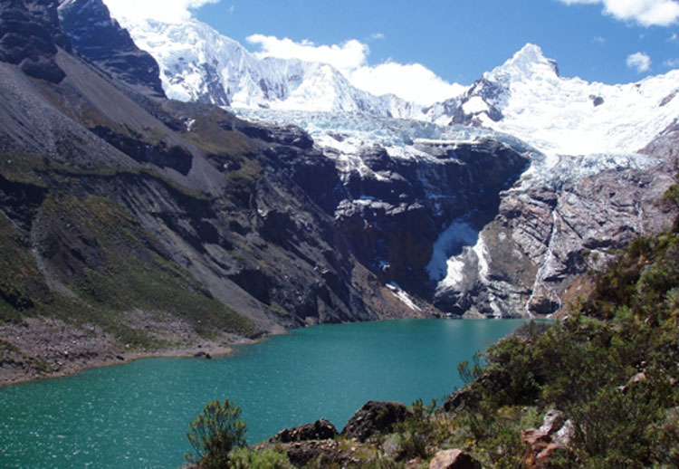 Peru-quilqueyhuanca-trek