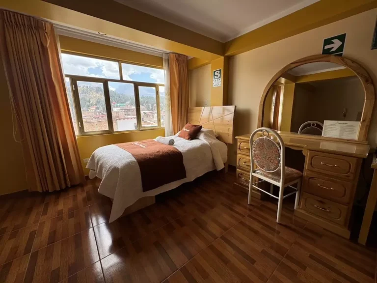 Mountain View Rooms