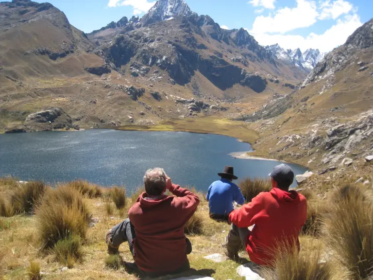 Olleros – Carhuascancha – Chavín Trek — 6 Days