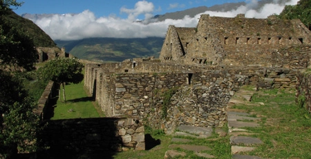 Choquequirao Trek to Machu Picchu