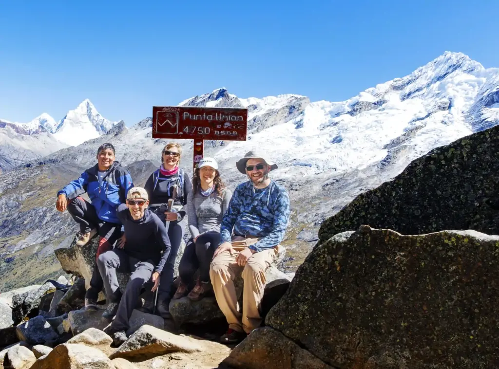 Santa Cruz Trek on Punta Unión Pass (4,750m)